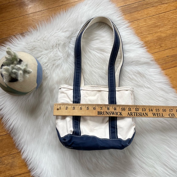 L.L. Bean vintage USA made small boat and tote long handle bag - Picture 8 of 14